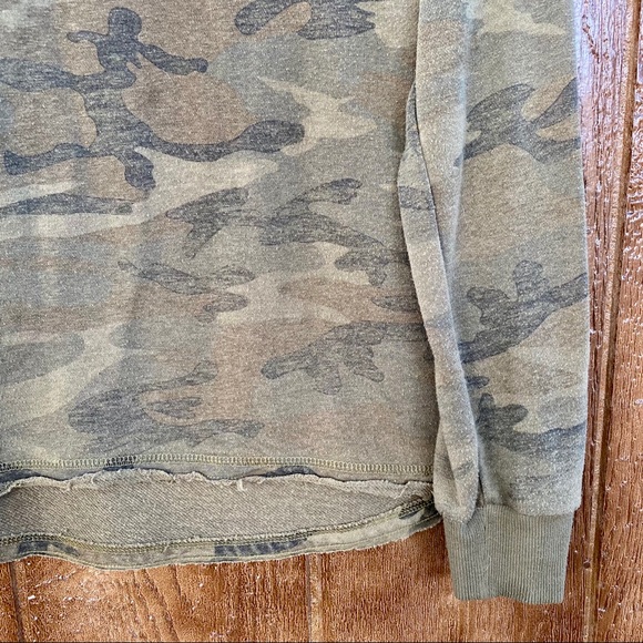 Alternative Apparel Lazy Day Green Camo Pullover Sweatshirt M - Picture 13 of 14